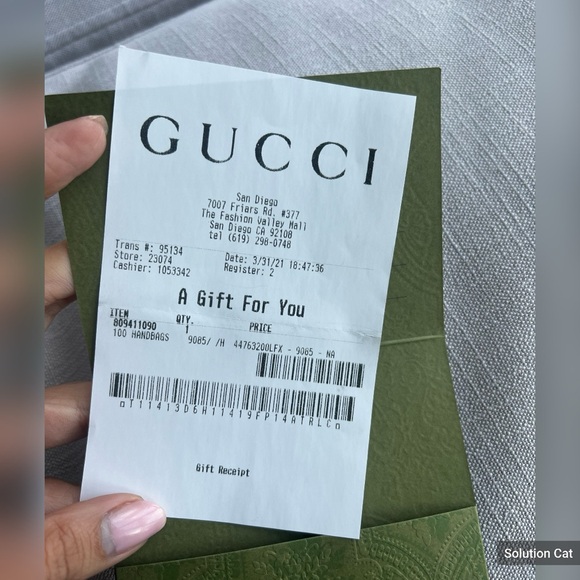 Gucci GG Marmont Quilted Small Shoulder Bag
Ivory x Navy - Picture 16 of 16